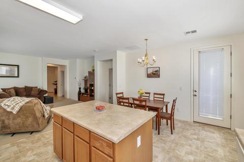 4176 E Woodside Ct, Gilbert, AZ 85297 photo 7