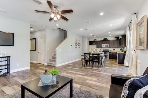 159 E Chelsea Ln, Gilbert, AZ 85295 photo 2