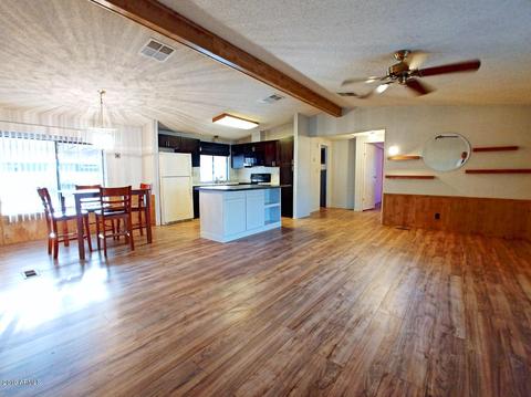 2945 E Oraibi Dr, Phoenix, AZ 85050 photo 1