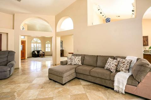 955 W Sherri Dr, Gilbert, AZ 85233 photo 6