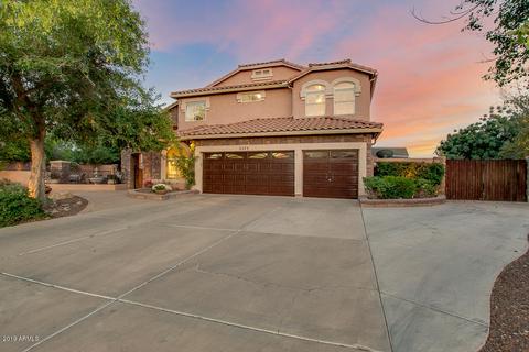 2575 E Drake St, Gilbert, AZ 85234 photo 2