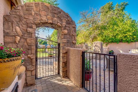 2575 E Drake St, Gilbert, AZ 85234 photo 9