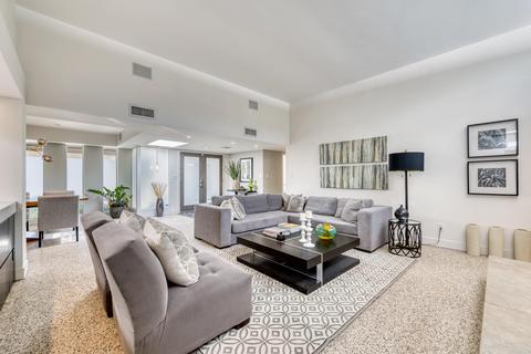 4340 E Piccadilly Rd, Phoenix, AZ 85018 photo 9