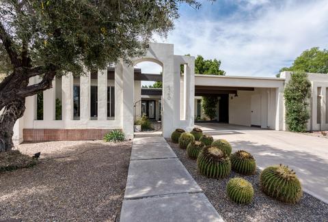 4340 E Piccadilly Rd, Phoenix, AZ 85018 photo 2