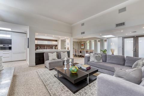 4340 E Piccadilly Rd, Phoenix, AZ 85018 photo 10