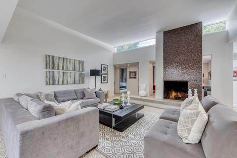 4340 E Piccadilly Rd, Phoenix, AZ 85018 photo 8