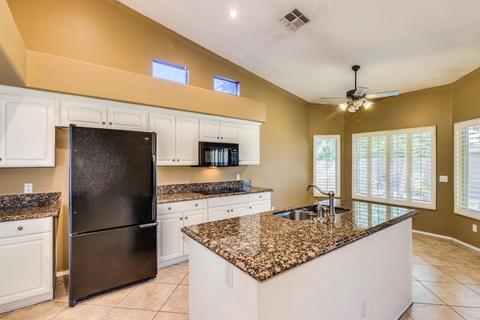 322 S Laguna Dr, Gilbert, AZ 85233 photo 13