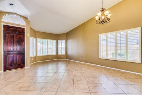 322 S Laguna Dr, Gilbert, AZ 85233 photo 7