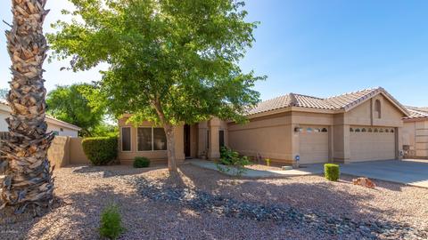 322 S Laguna Dr, Gilbert, AZ 85233 photo 1