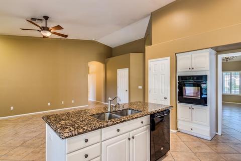 322 S Laguna Dr, Gilbert, AZ 85233 photo 17