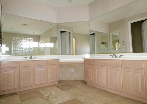 1534 E Catamaran Dr, Gilbert, AZ 85234 photo 60