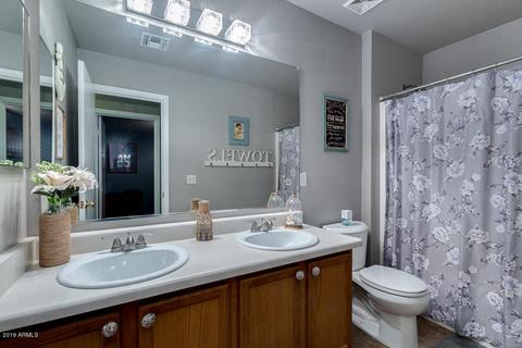 8918 E Oro Cir, Mesa, AZ 85212 photo 17