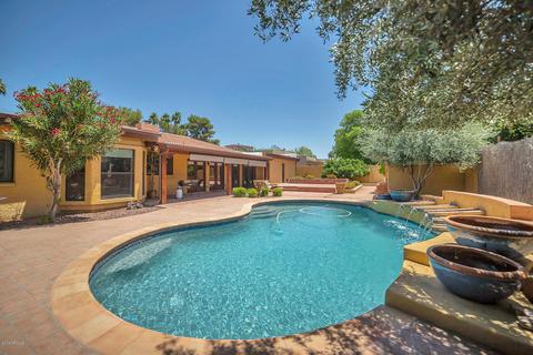 807 E Waltann Ln, Phoenix, AZ 85022 photo 4