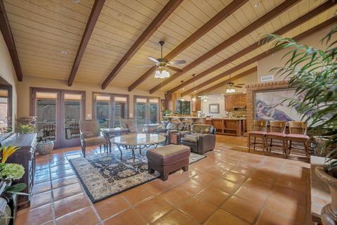 807 E Waltann Ln, Phoenix, AZ 85022 photo 5
