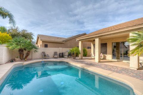 3545 E Parkview Dr, Gilbert, AZ 85295 photo 2