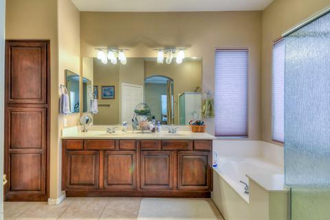 3545 E Parkview Dr, Gilbert, AZ 85295 photo 7
