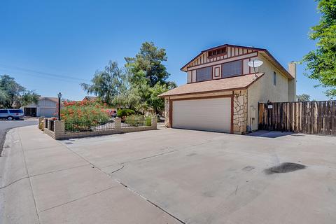 1614 E Saint Charles Ave, Phoenix, AZ 85042 photo 2