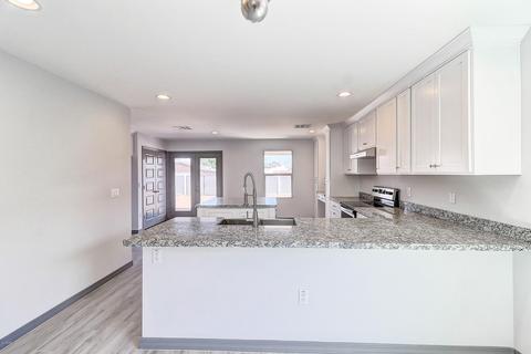 1338 W Apache St, Phoenix, AZ 85007 photo 11