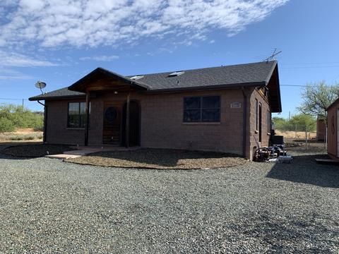 19984 E Antelope Rd, Mayer, AZ 86333 photo 2
