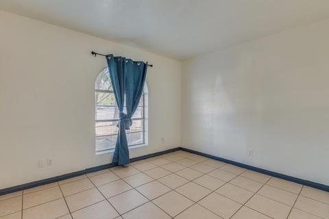1902 E Desert Dr, Phoenix, AZ 85042 photo 14