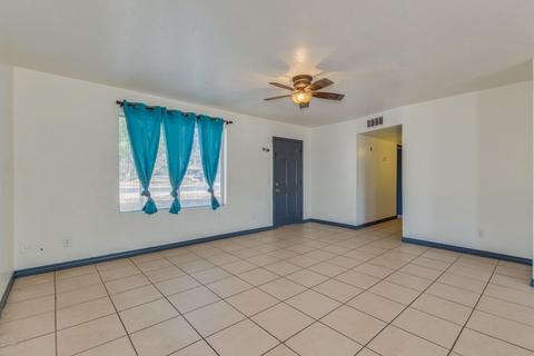 1902 E Desert Dr, Phoenix, AZ 85042 photo 3