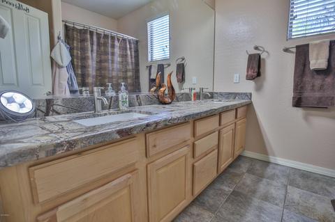 4236 E Carriage Way, Gilbert, AZ 85297 photo 27