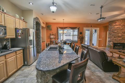 4236 E Carriage Way, Gilbert, AZ 85297 photo 8