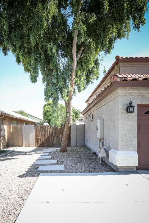 1328 E Horseshoe Ave, Gilbert, AZ 85296 photo 3