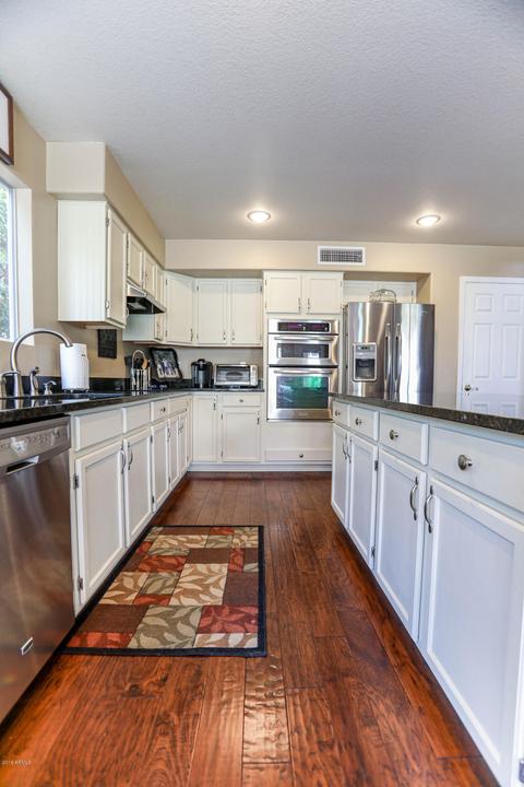 1328 E Horseshoe Ave, Gilbert, AZ 85296 photo 8