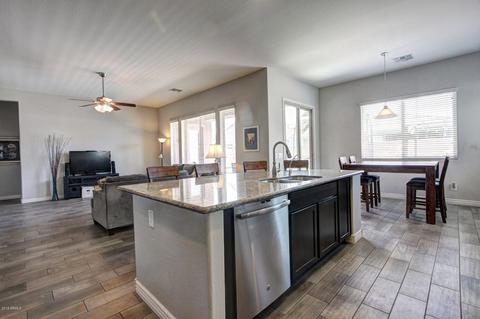 4087 E Comstock Dr, Gilbert, AZ 85296 photo 7