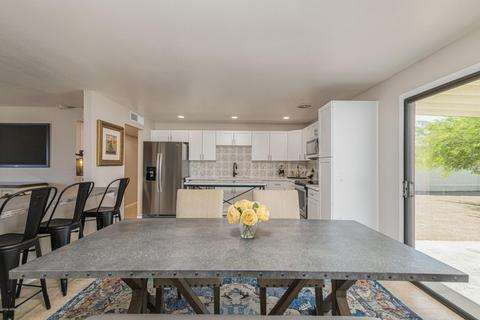 3553 E Winchcomb Dr, Phoenix, AZ 85032 photo 8
