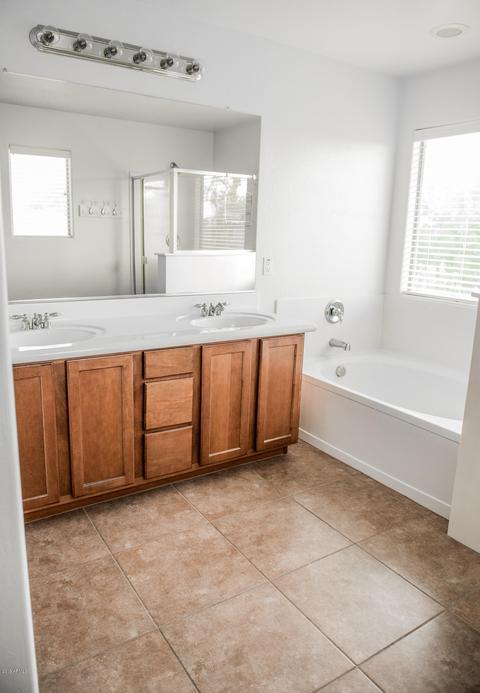 4504 E Santa Fe Ln, Gilbert, AZ 85297 photo 23