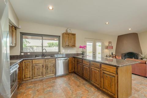 524 E Le Marche Ave, Phoenix, AZ 85022 photo 9
