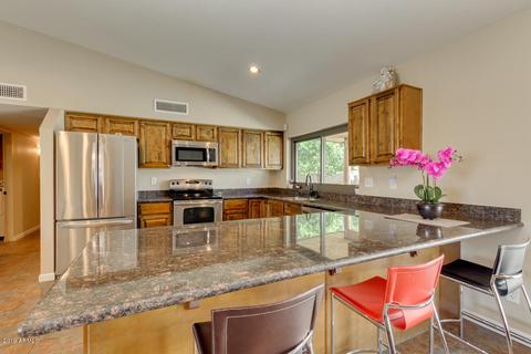 524 E Le Marche Ave, Phoenix, AZ 85022 photo 8