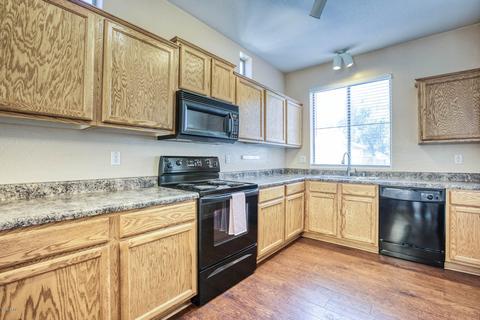 844 S Colonial Dr, Gilbert, AZ 85296 photo 9