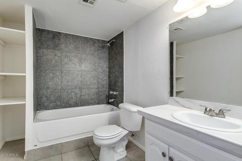 7622 W Avalon Dr, Phoenix, AZ 85033 photo 7