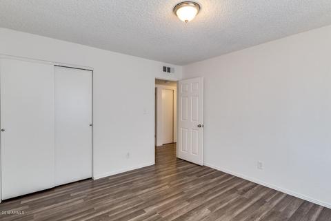 7622 W Avalon Dr, Phoenix, AZ 85033 photo 12