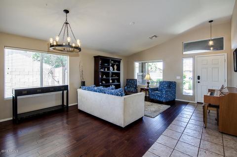 3281 E Santa Fe Ln, Gilbert, AZ 85297 photo 7