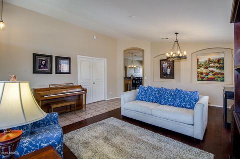 3281 E Santa Fe Ln, Gilbert, AZ 85297 photo 5