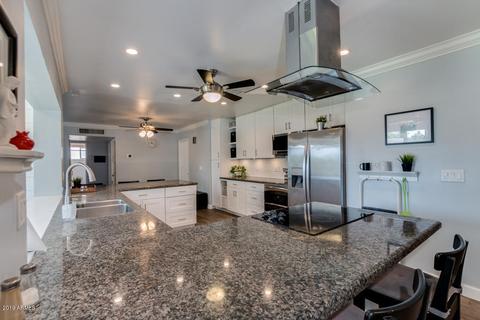 1325 E Glenn Dr, Phoenix, AZ 85020 photo 4