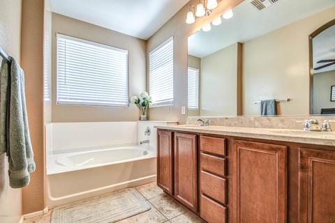 3424 E Palo Verde St, Gilbert, AZ 85296 photo 28