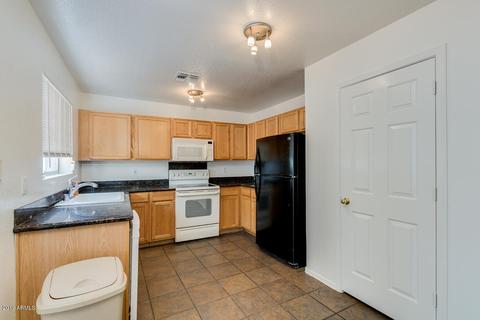 1233 E Washington Ave, Gilbert, AZ 85234 photo 7