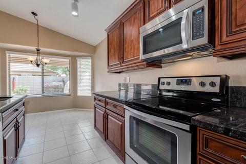 4660 E Lavender Ln, Phoenix, AZ 85044 photo 13