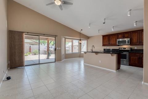 4660 E Lavender Ln, Phoenix, AZ 85044 photo 4