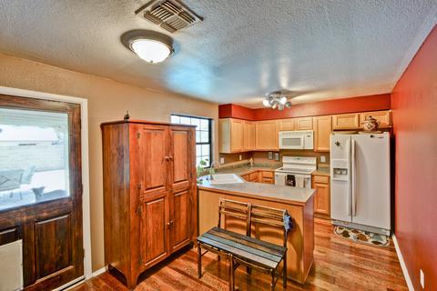 4123 E Sacaton St, Phoenix, AZ 85044 photo 9
