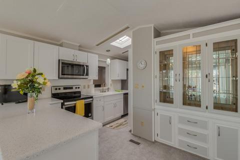 609 Debonair --, Mesa, AZ 85205 photo 10