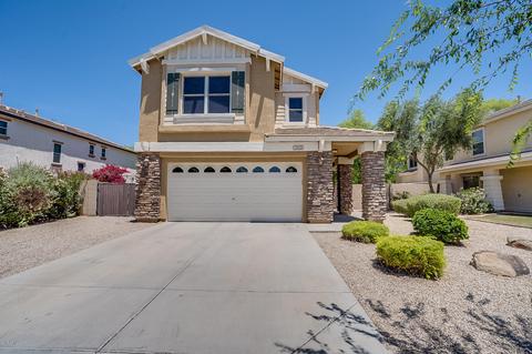 1543 S Swallow Ct, Gilbert, AZ 85296