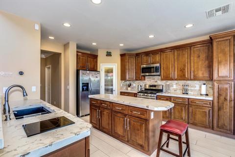 606 E Whyman Ave, Avondale, AZ 85323 photo 2