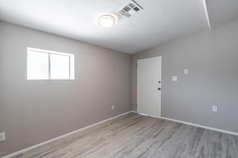 1425 E Paseo Way, Phoenix, AZ 85042 photo 14