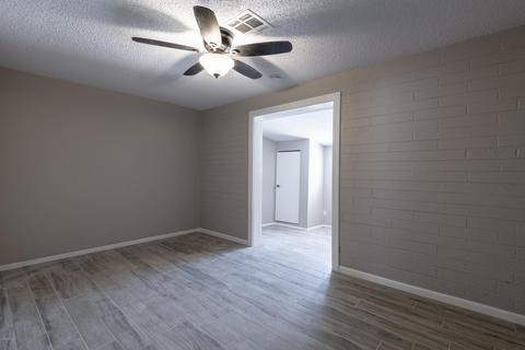 1425 E Paseo Way, Phoenix, AZ 85042 photo 13